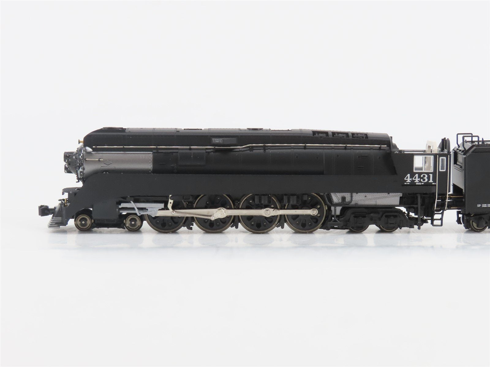 N Scale Kato 126-0303 SP Southern Pacific GS-4 4-8-4 Steam Locomotive #4431