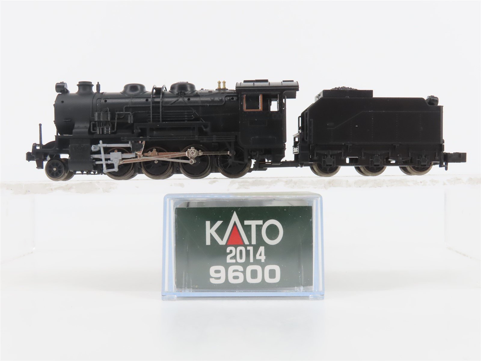 N Scale Kato 2014 Unlettered 2-8-0 9600 Steam Locomotive