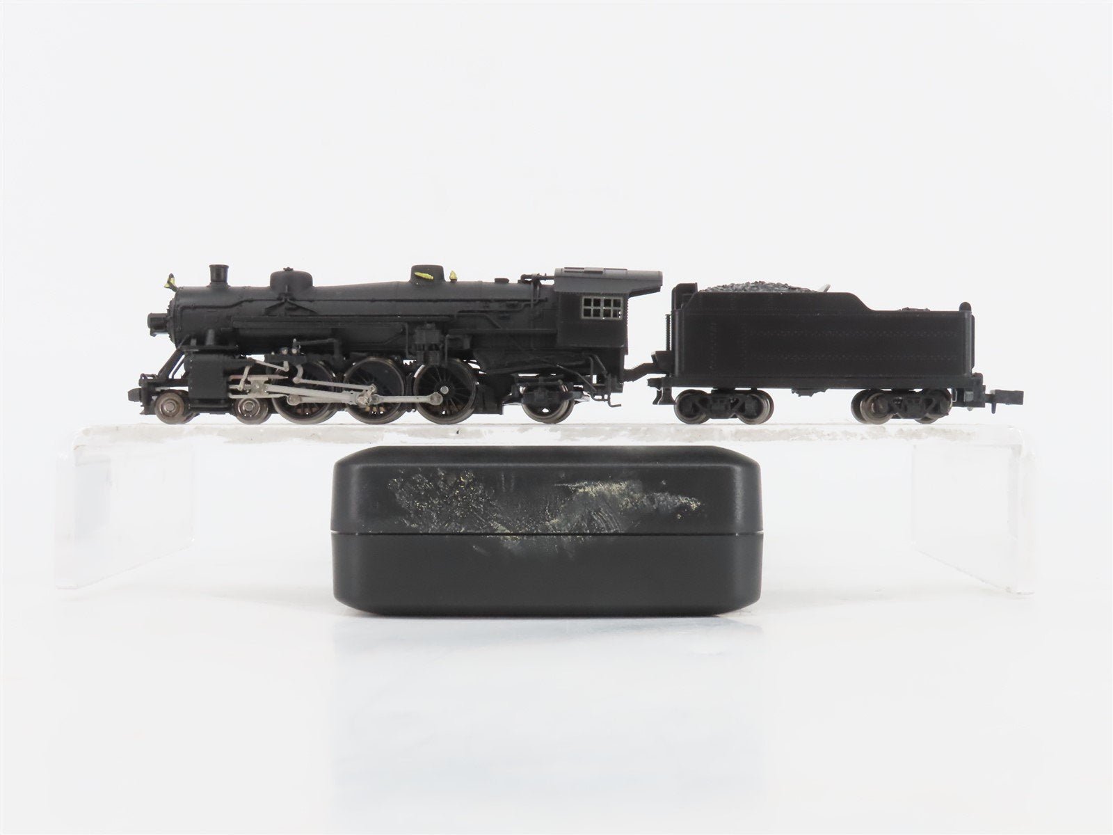 N Scale Model Power Undecorated 4-6-2 Steam Locomotive