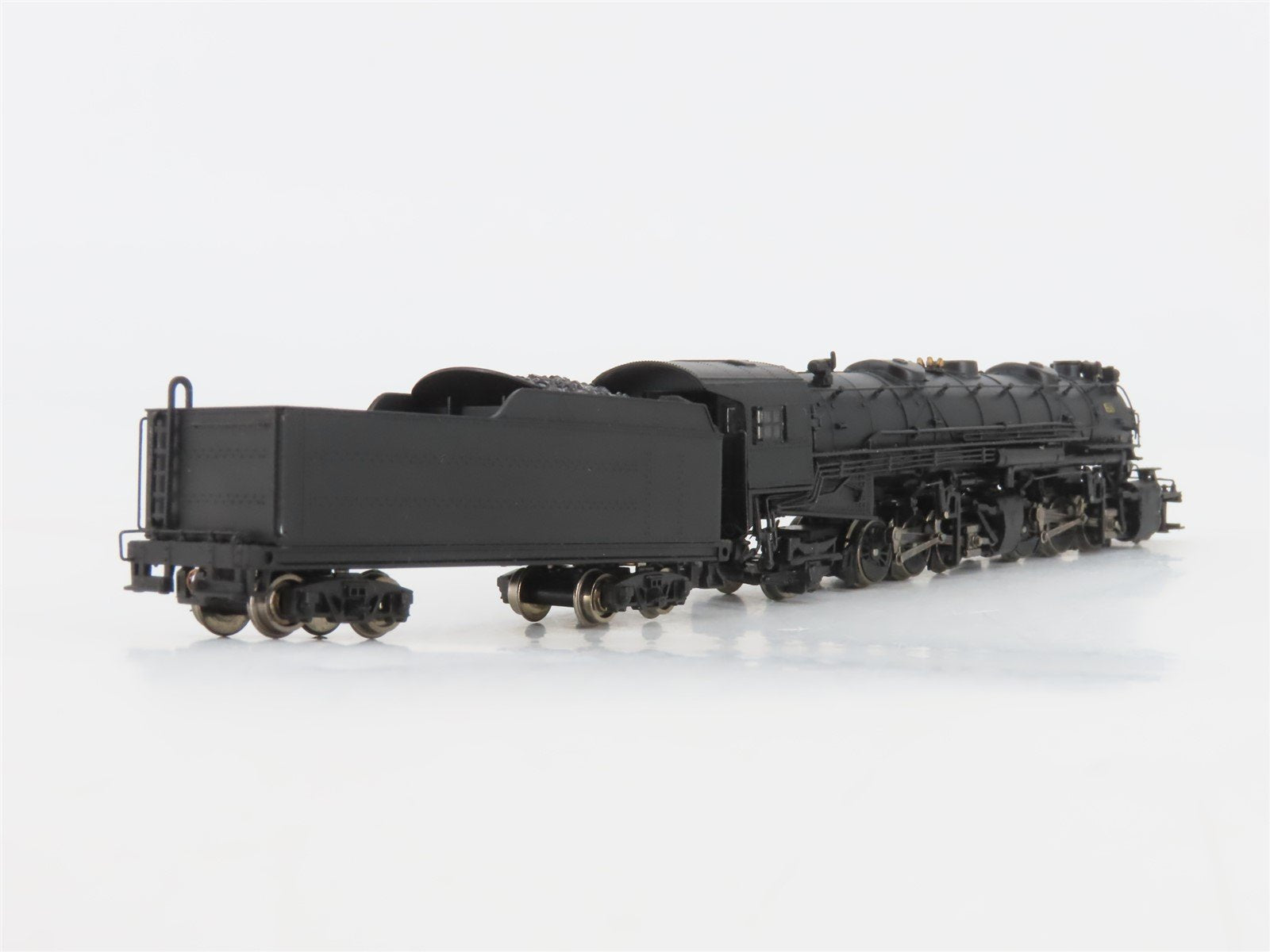 N Scale Bachmann 82651 Unlettered 2-6-6-2 Steam Locomotive