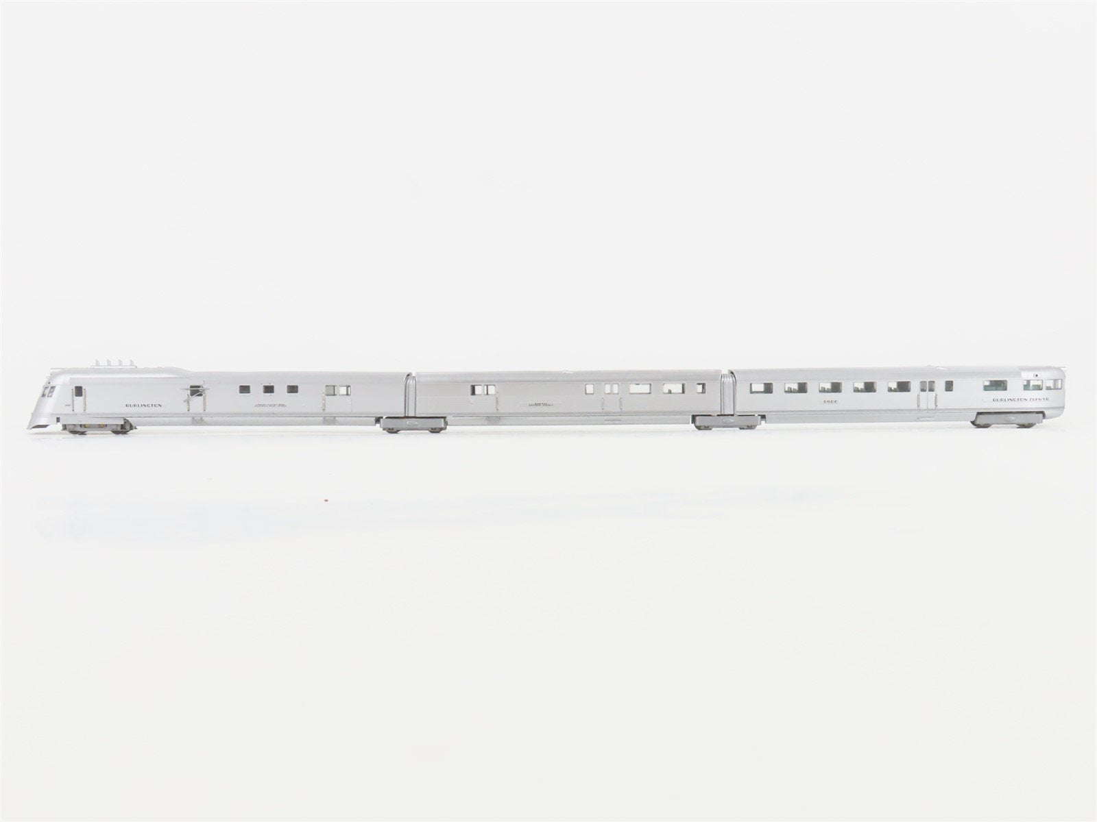 N Scale Con-Cor CBQ Burlington Pioneer Zephyr Diesel Passenger Set #9900