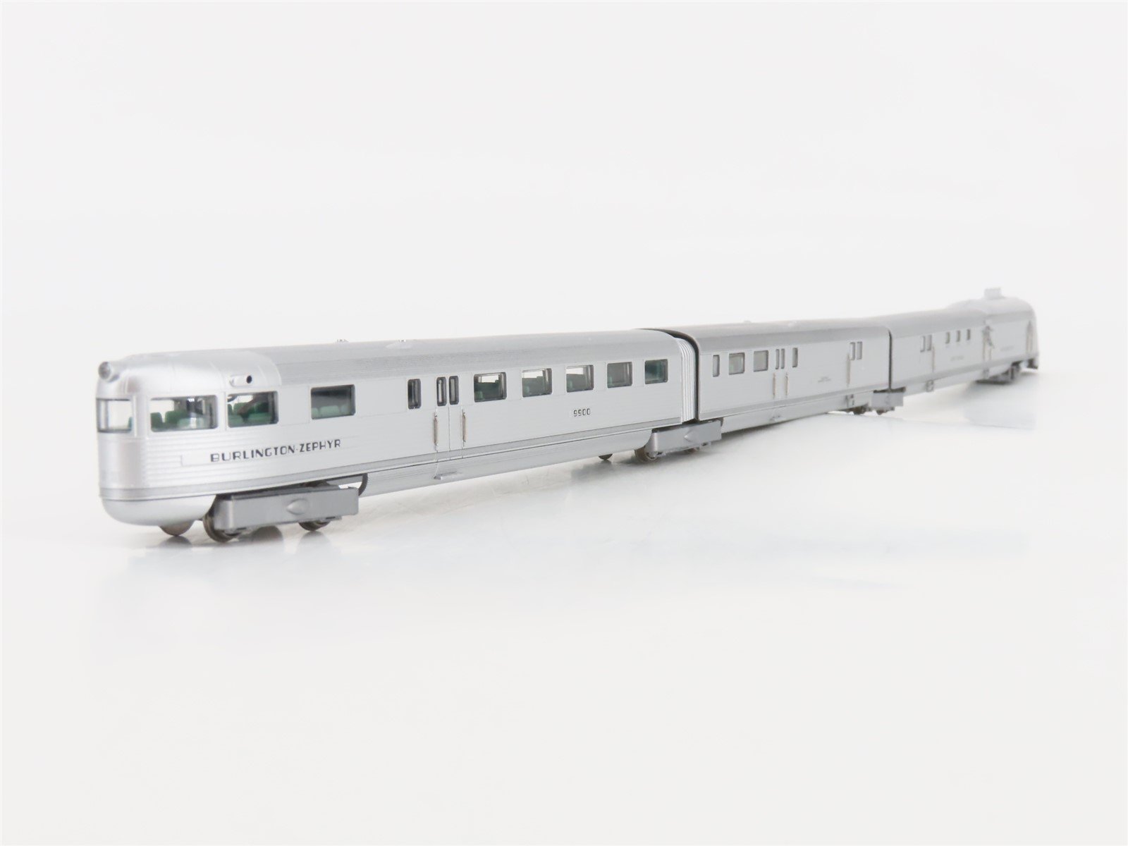 N Scale Con-Cor CBQ Burlington Pioneer Zephyr Diesel Passenger Set #9900
