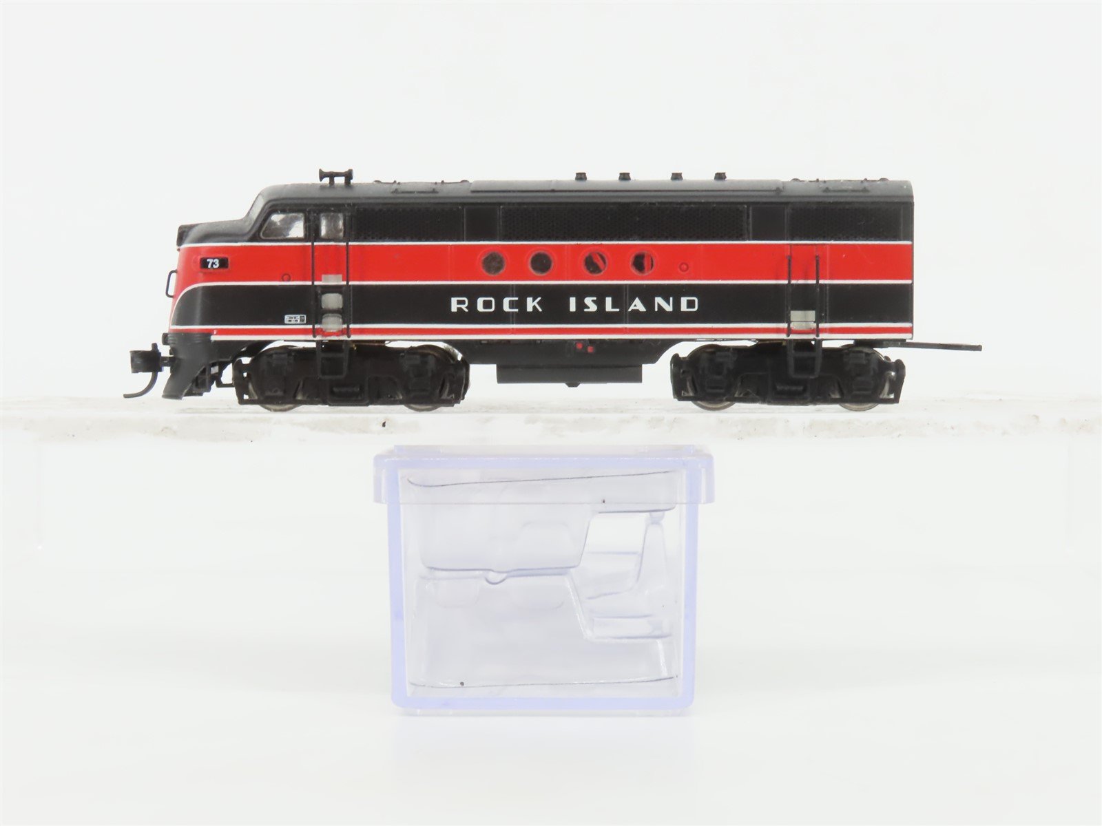 N Scale Intermountain RI Rock Island FTA Diesel Locomotive #73