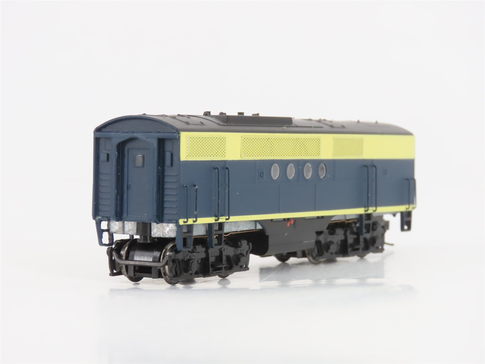 N Scale Intermountain ATSF Santa Fe FT A/B Diesel Locomotive Set