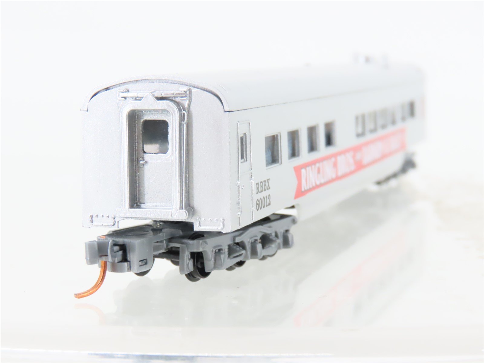 N Scale Micro-Trains Con-Cor 98500604 Ringling Bros Dining Passenger #60012