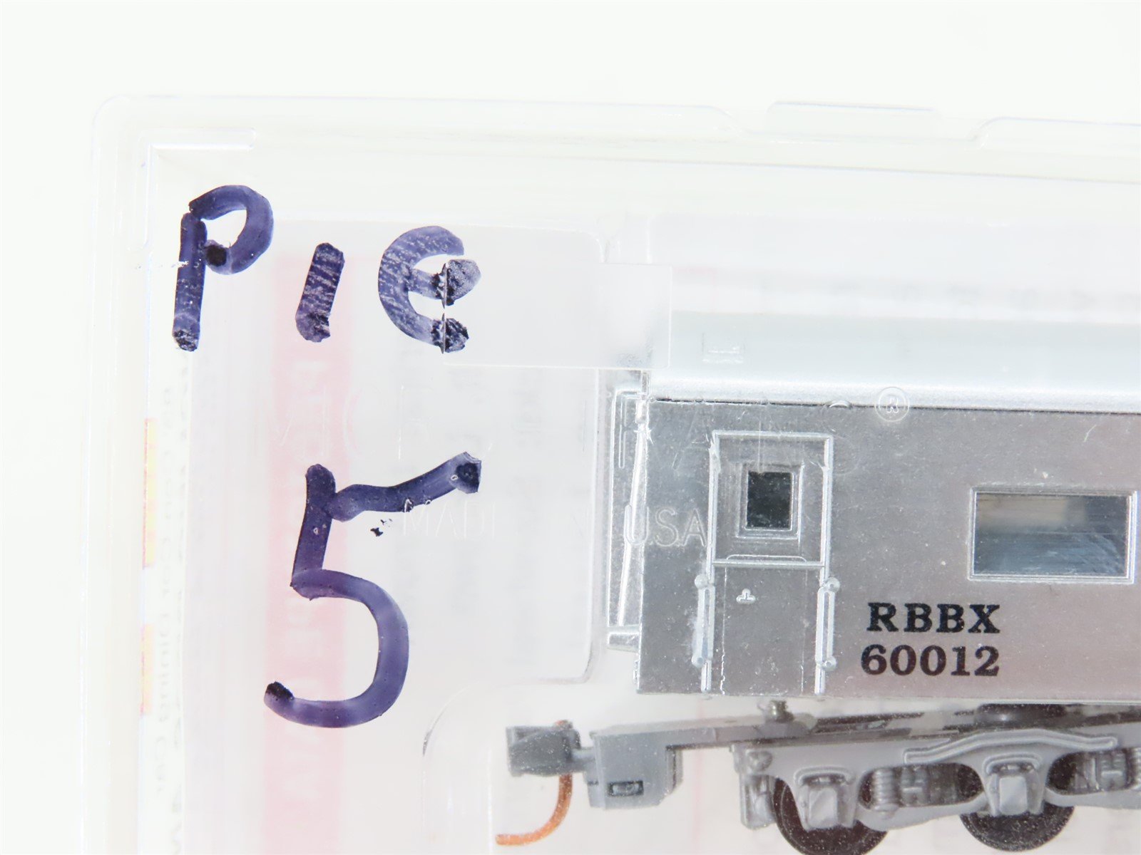 N Scale Micro-Trains Con-Cor 98500604 Ringling Bros Dining Passenger #60012