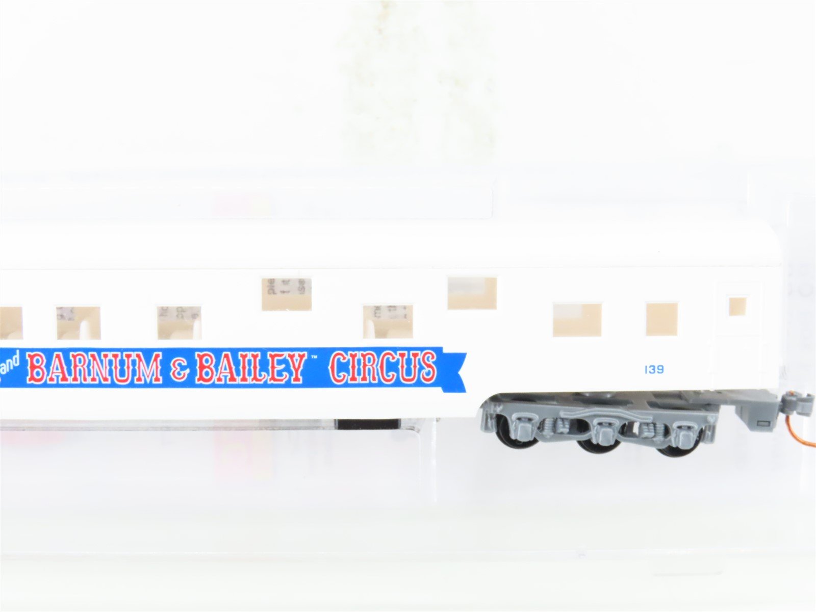 N Micro-Trains MTL Con-Cor 98552605 Ringling Bros Barnum & Bailey Passenger #139