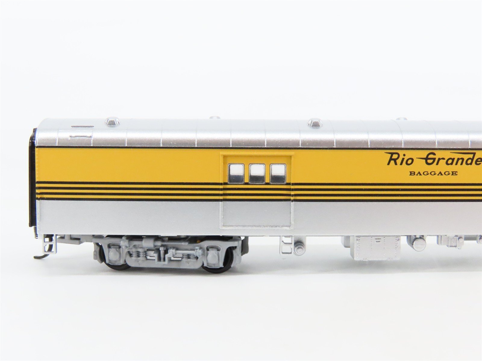 N Scale Walthers D&RGW Rio Grande Railway Express Agency Baggage Passenger Car