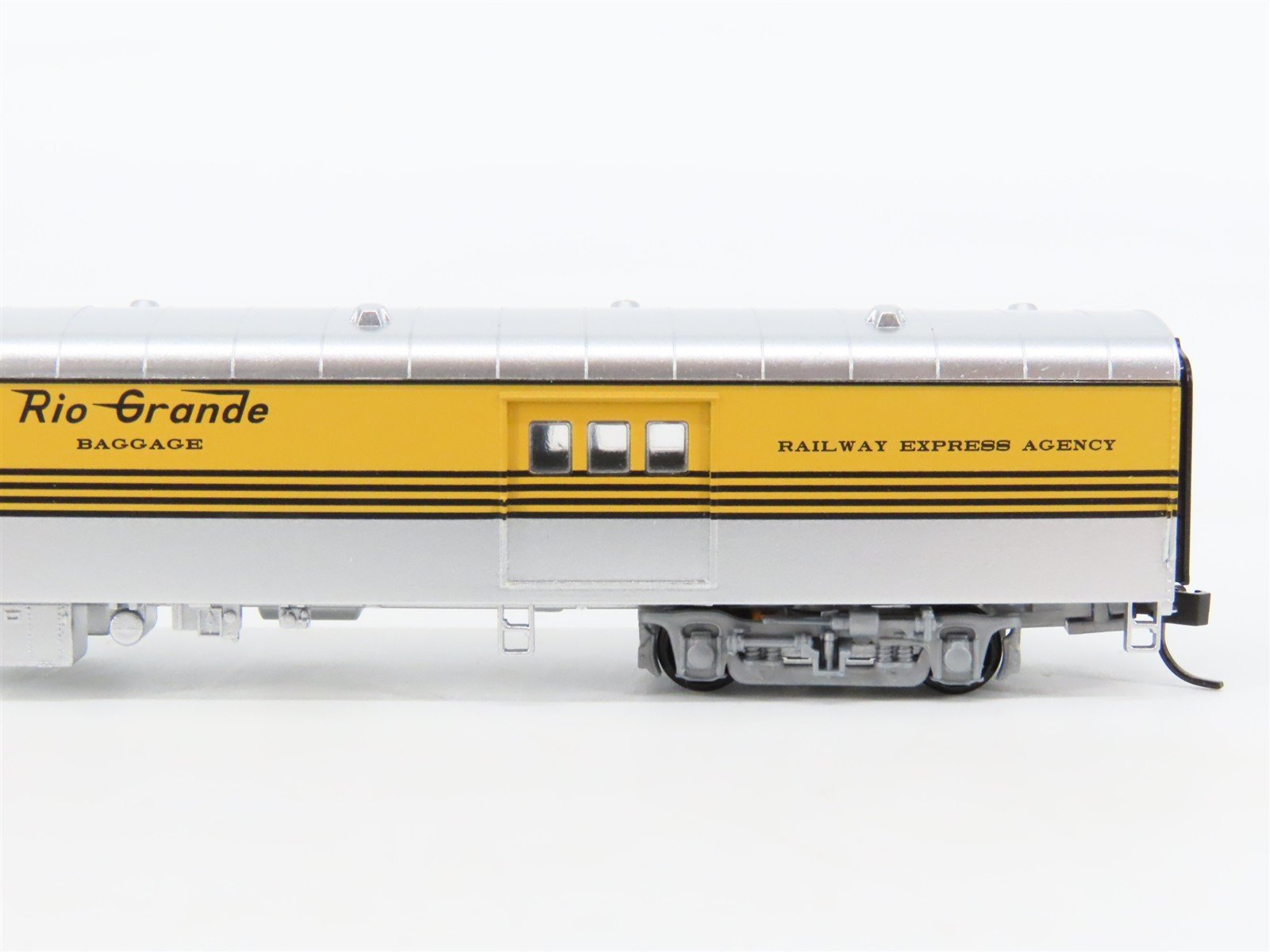 N Scale Walthers D&RGW Rio Grande Railway Express Agency Baggage Passenger Car