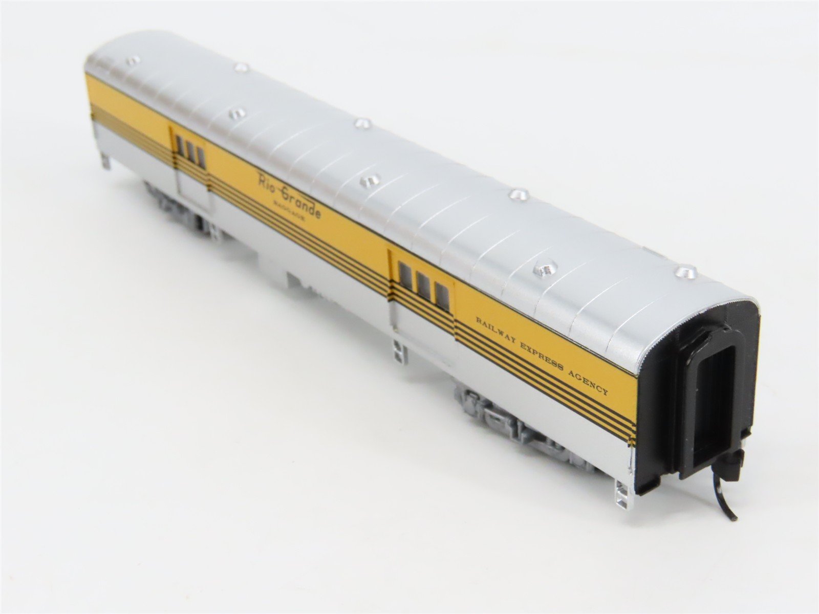 N Scale Walthers D&RGW Rio Grande Railway Express Agency Baggage Passenger Car