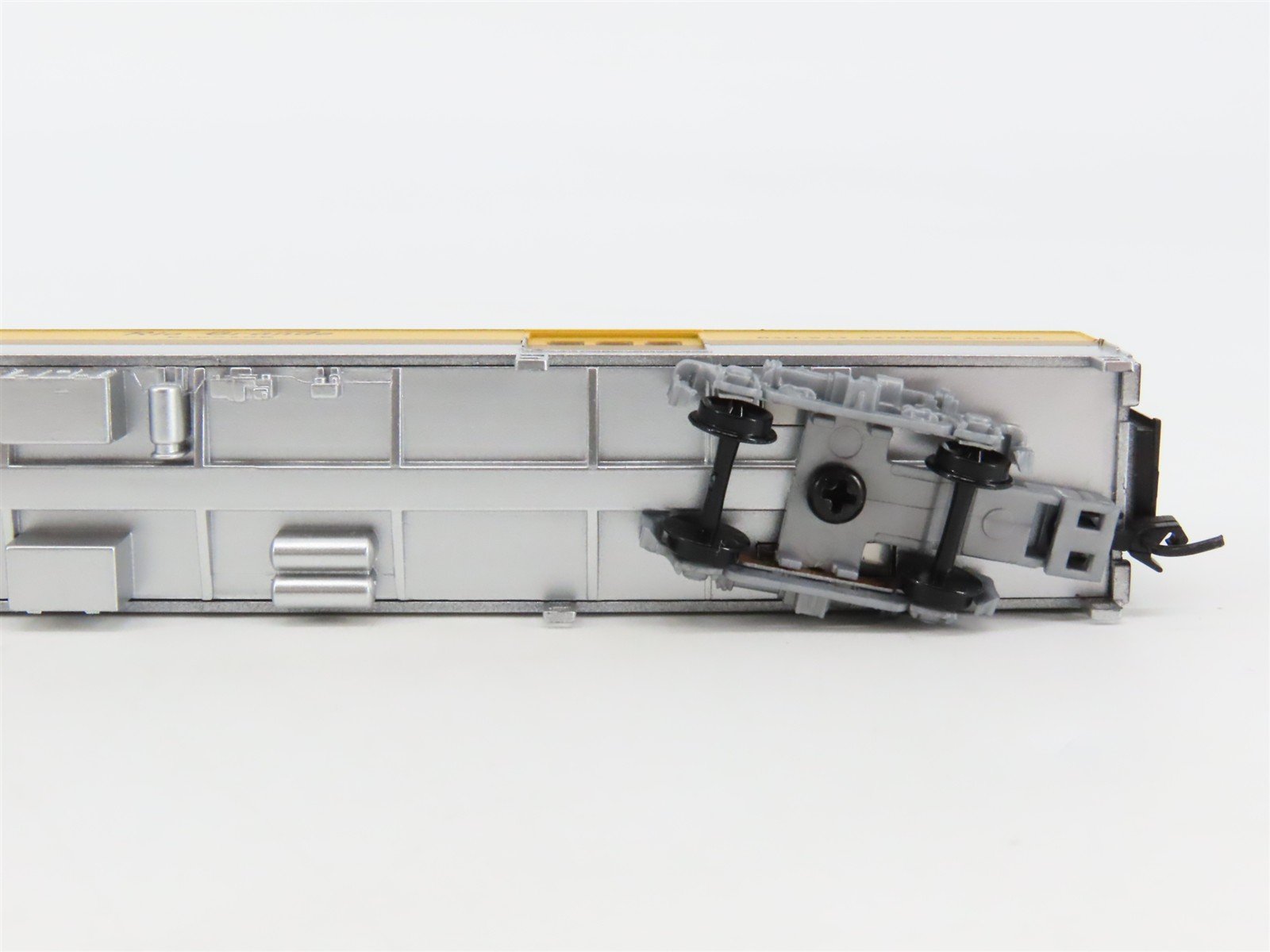 N Scale Walthers D&RGW Rio Grande Railway Express Agency Baggage Passenger Car
