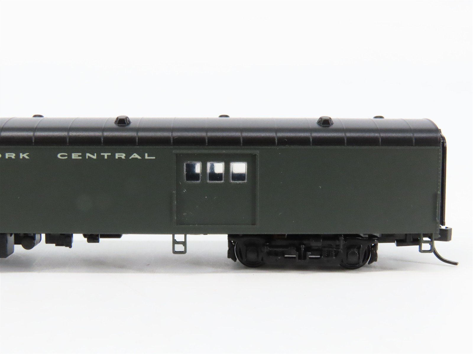 N Scale Walthers NYC New York Central System Baggage Passenger Car