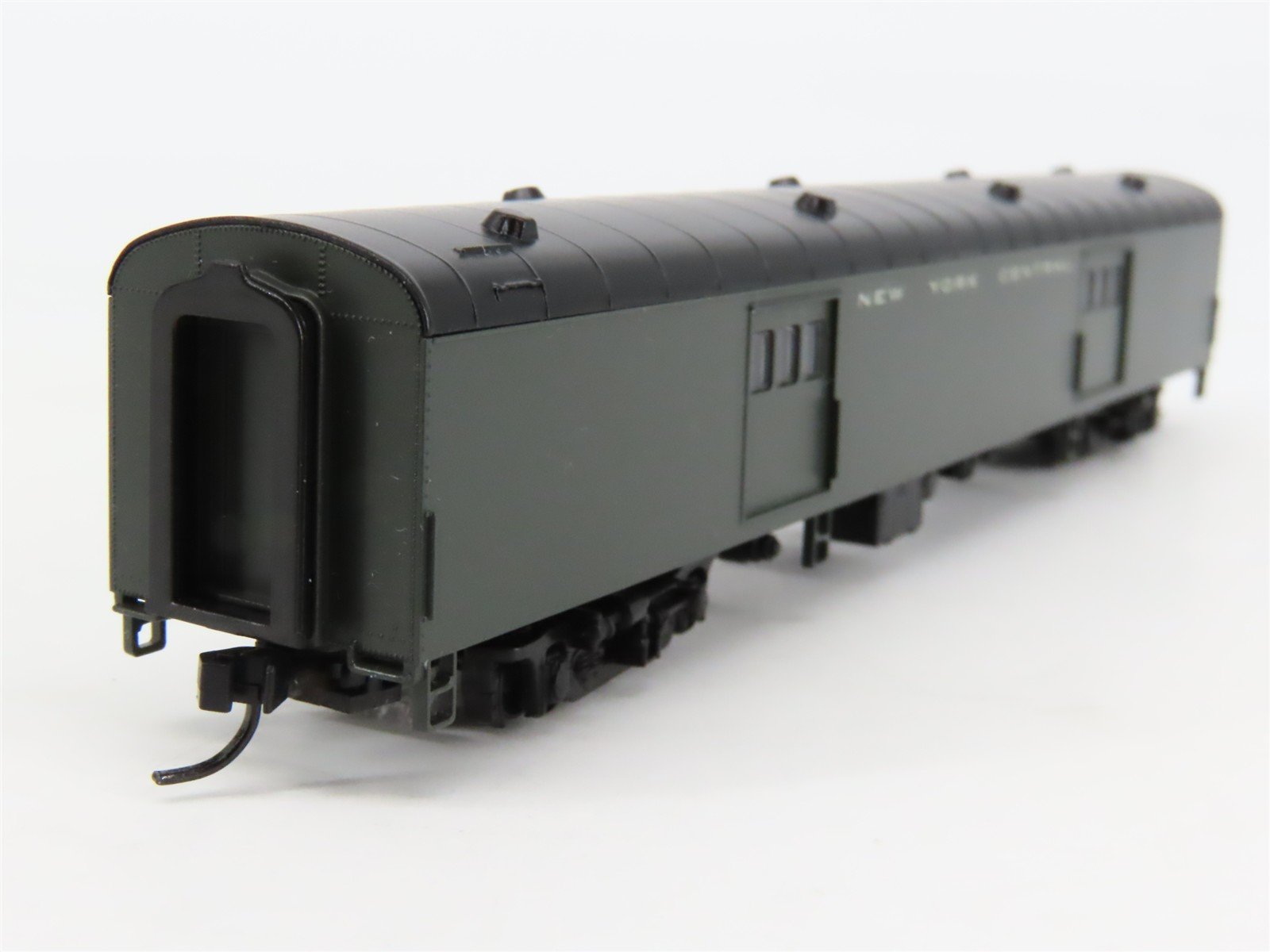 N Scale Walthers NYC New York Central System Baggage Passenger Car