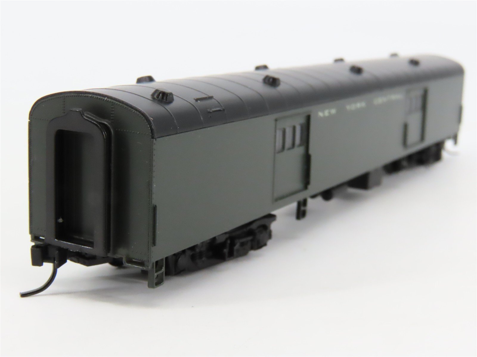 N Scale Walthers NYC New York Central System Baggage Passenger Car