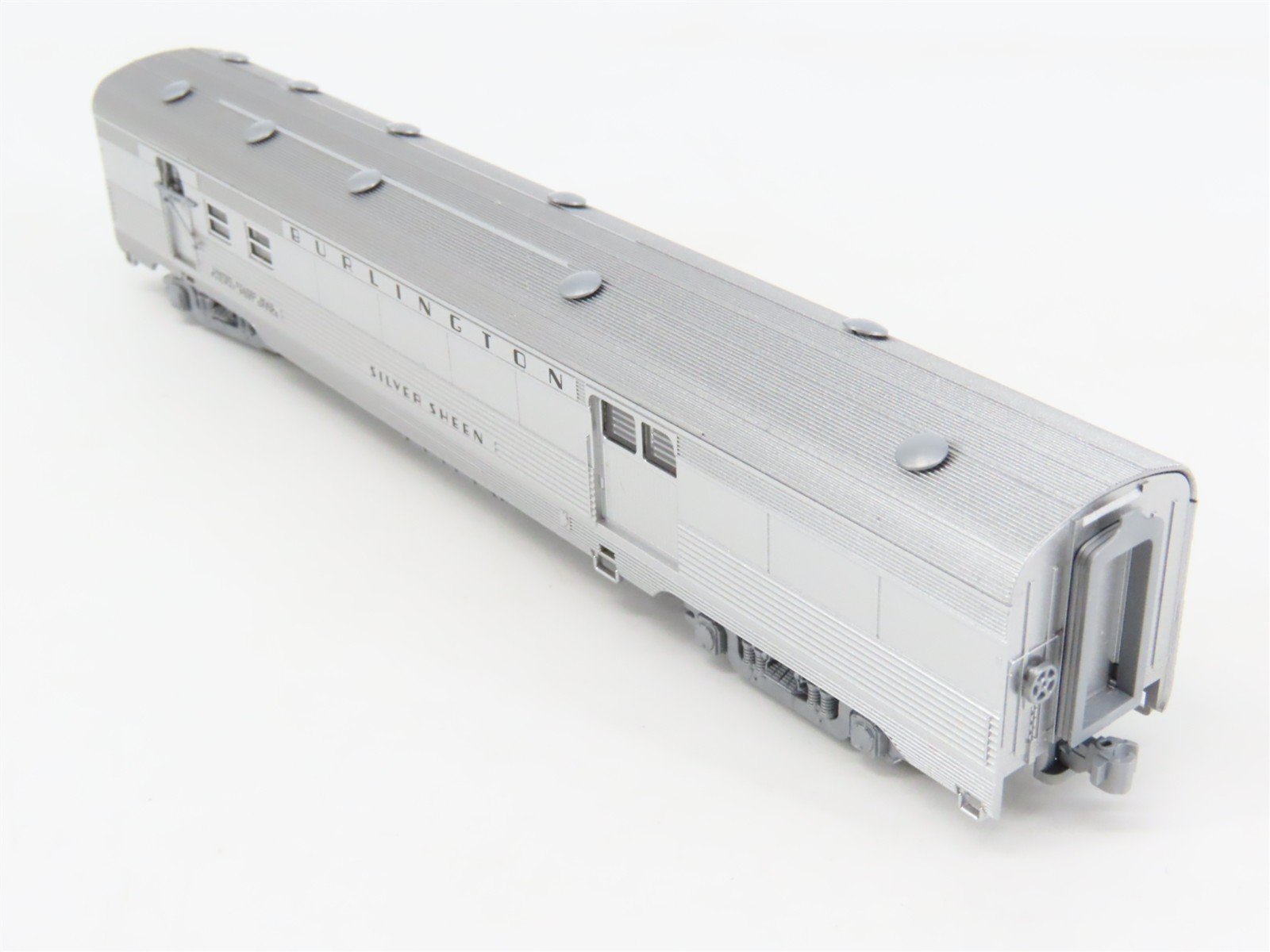 N Scale KATO CB&Q Burlington Route RPO Passenger Car 
