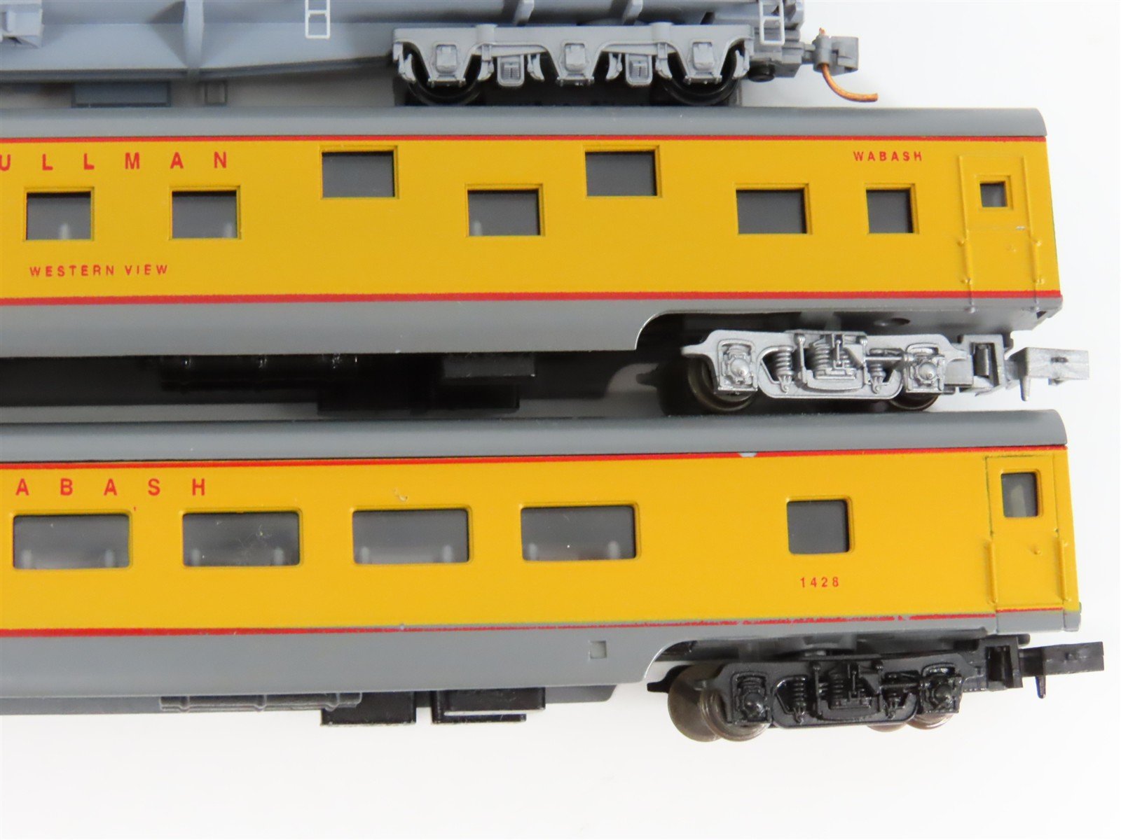 LOT of 10 N Scale Rivarossi, Con-Cor UP 