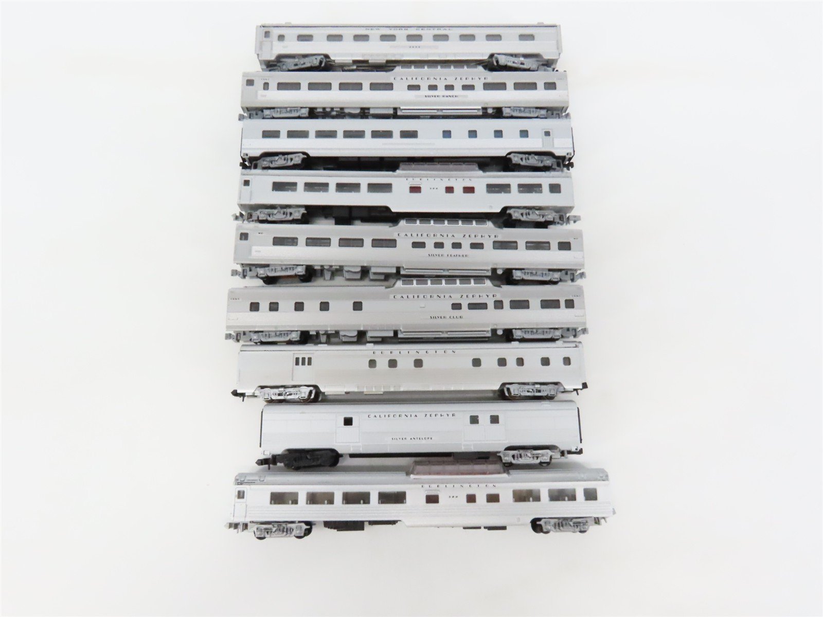 LOT of 9 N Scale CB&Q Burlington, NYC, WP "Silver Streak Zephyr" Passenger Cars