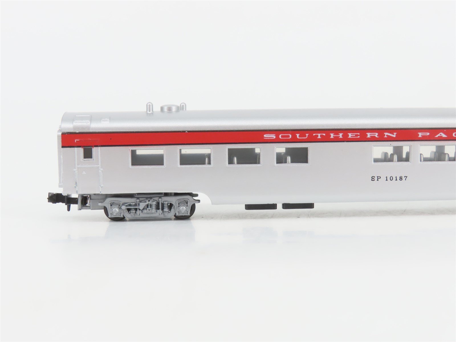 LOT of 2 N Scale Con-Cor SP Southern Pacific Passenger Cars