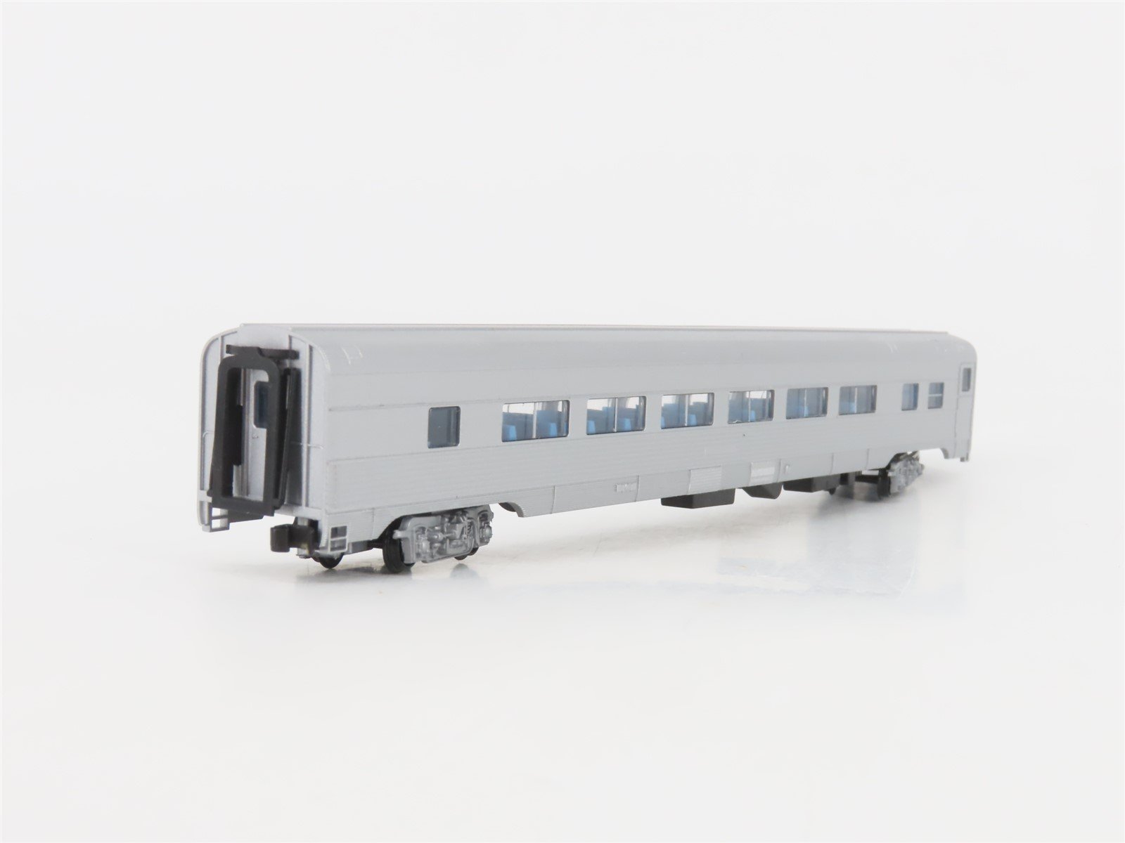 LOT of 2 N Scale Con-Cor Silver Painted, Unlettered Passenger Cars