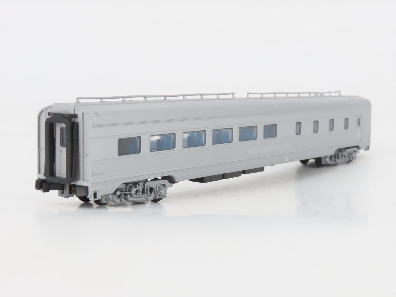 LOT of 2 N Scale Con-Cor Silver Painted, Unlettered Passenger Cars