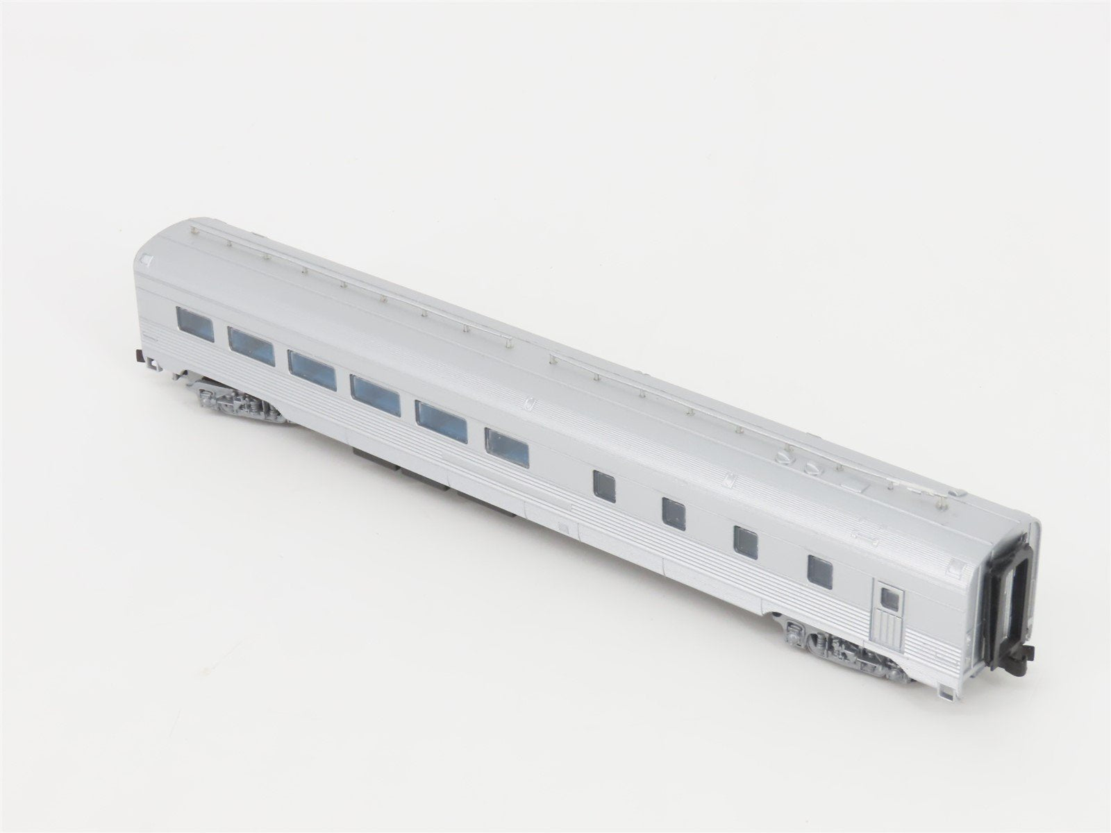 LOT of 2 N Scale Con-Cor Silver Painted, Unlettered Passenger Cars
