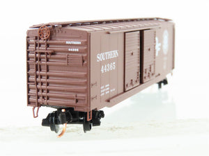 N Scale Micro-Trains MTL Southern 50' Boxcar #44365 w/ Load