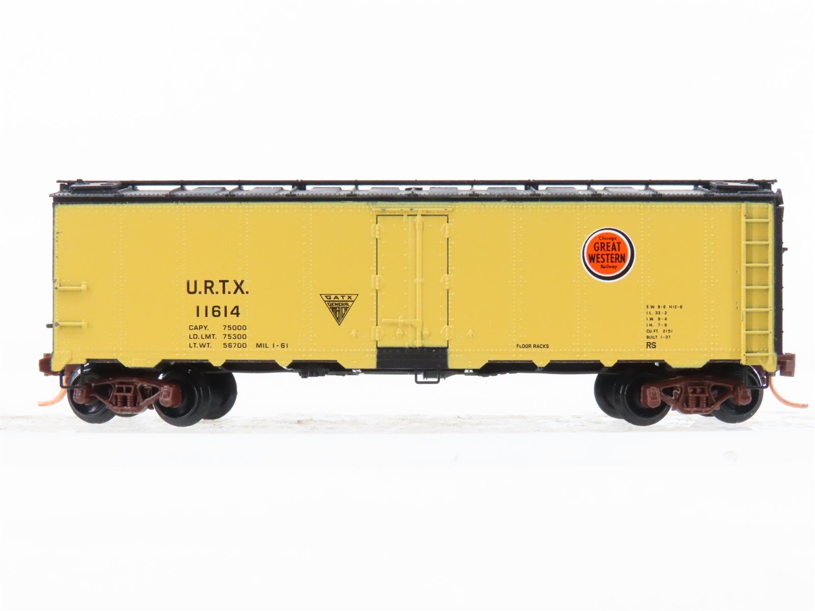 N Scale Micro-Trains URTX Chicago Great Western Reefer Car #11614