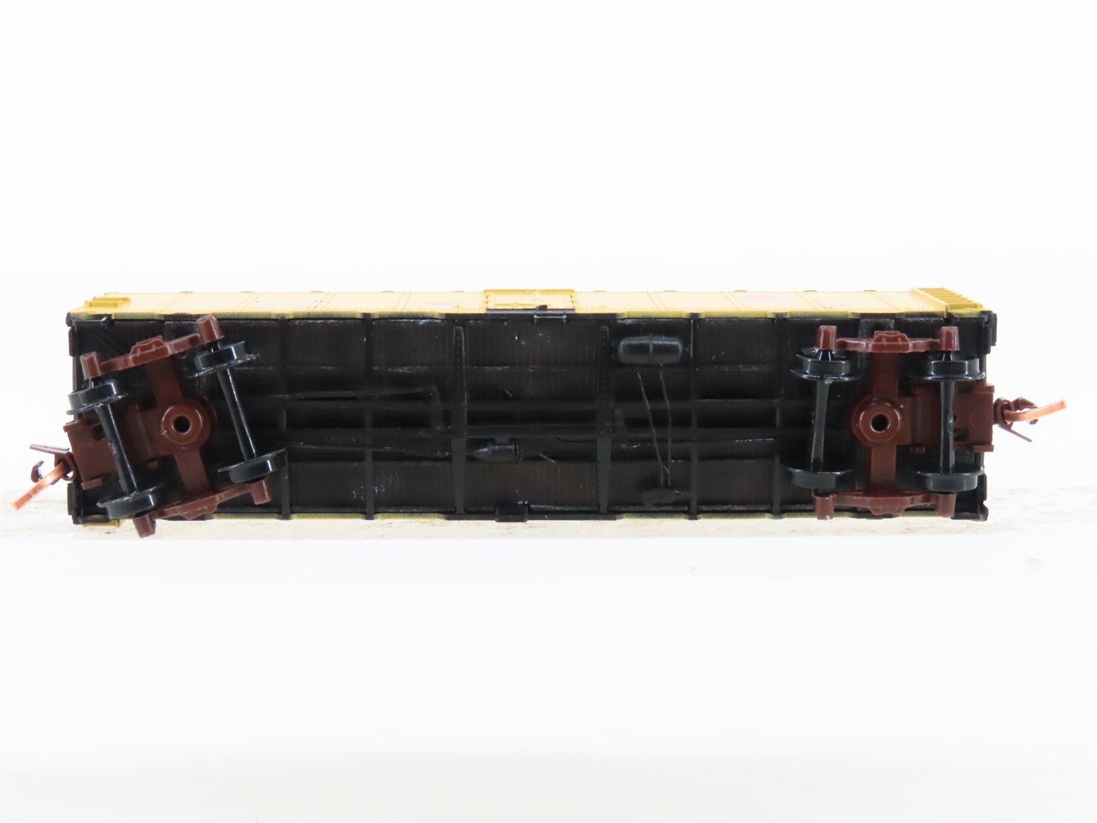 N Scale Micro-Trains URTX Chicago Great Western Reefer Car #11614