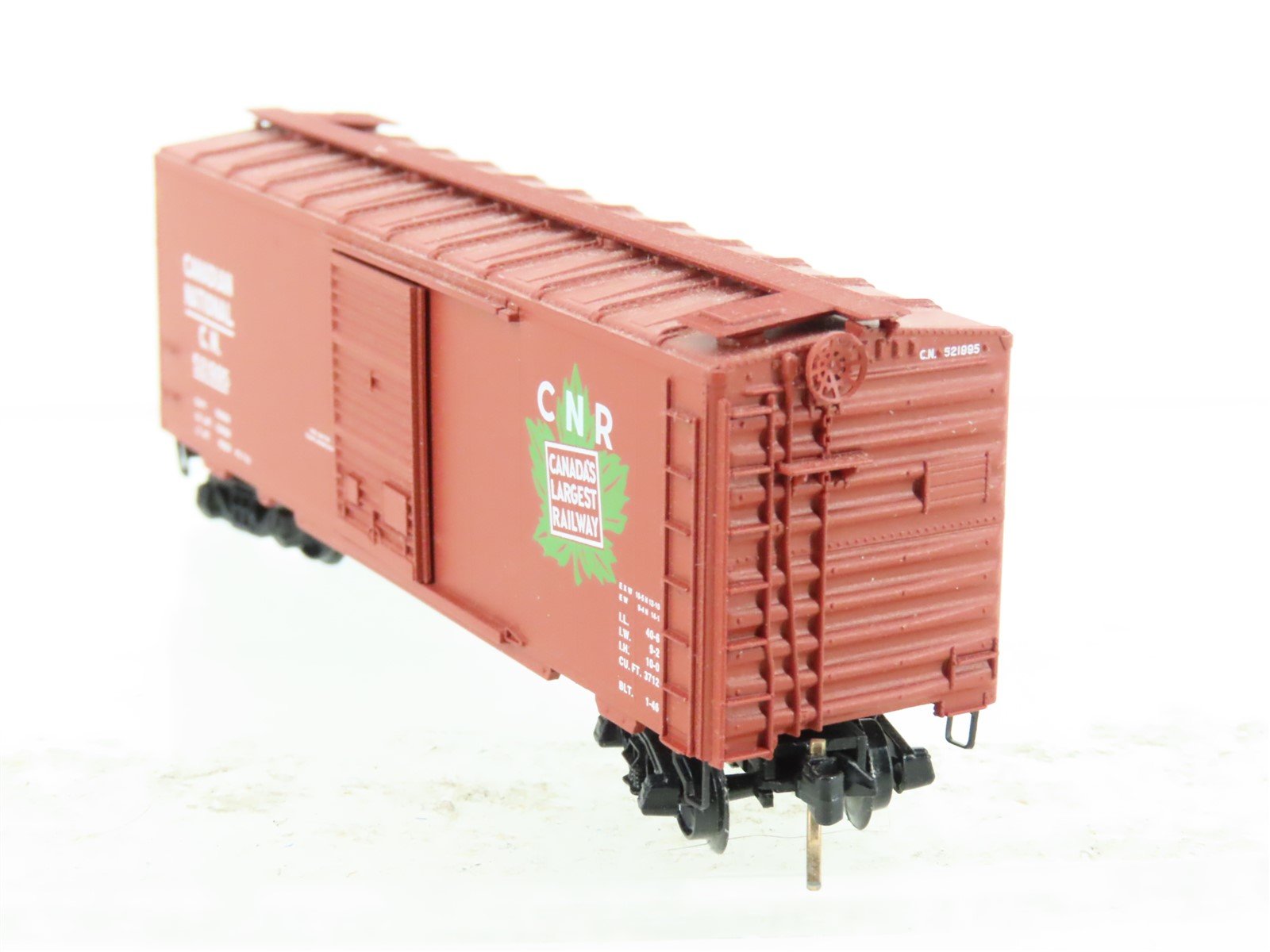 N Scale Micro-Trains CN Canadian National 40' Boxcar #521995