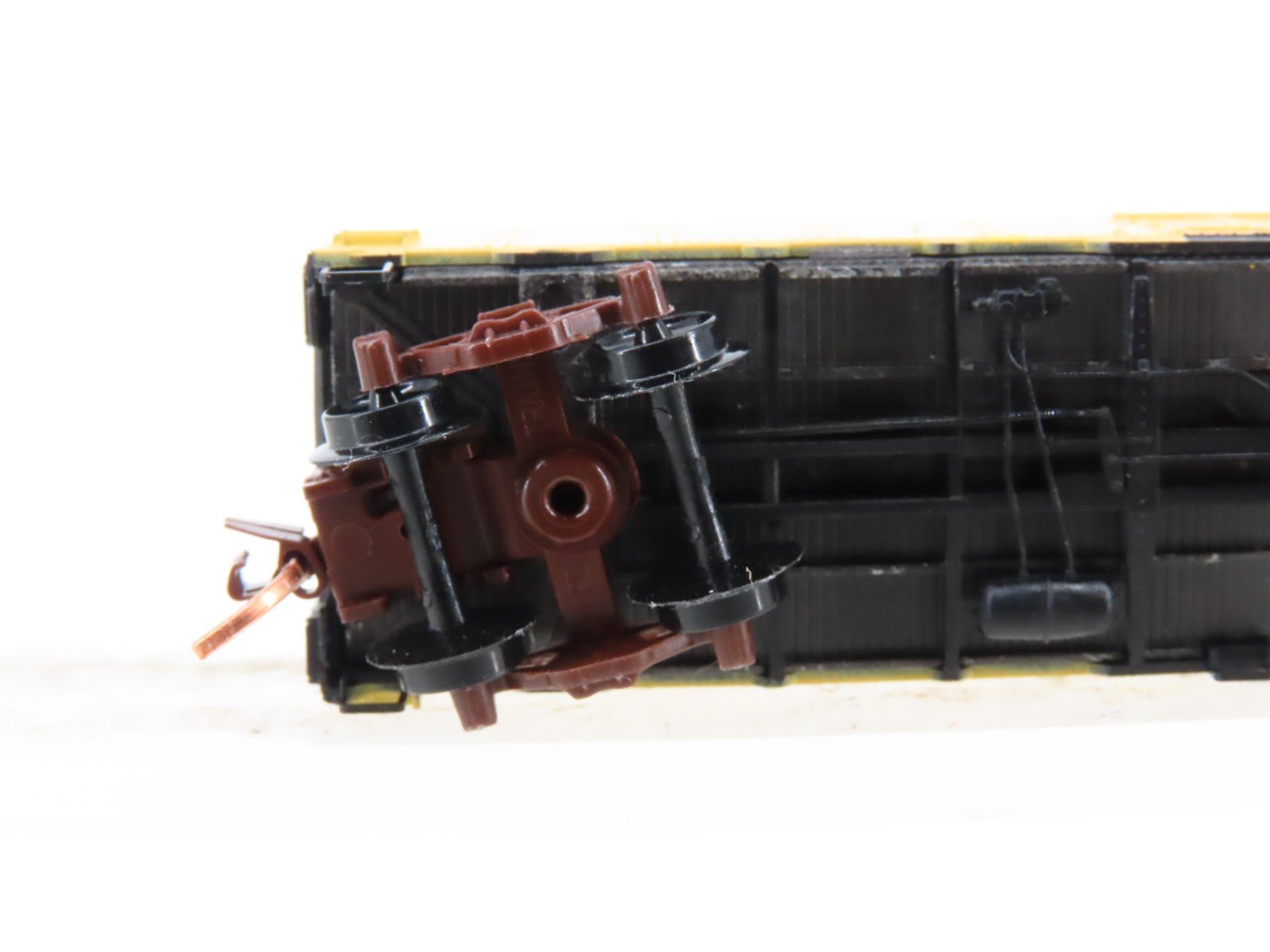 N Scale Micro-Trains URTX Chicago Great Western Reefer Car #11614