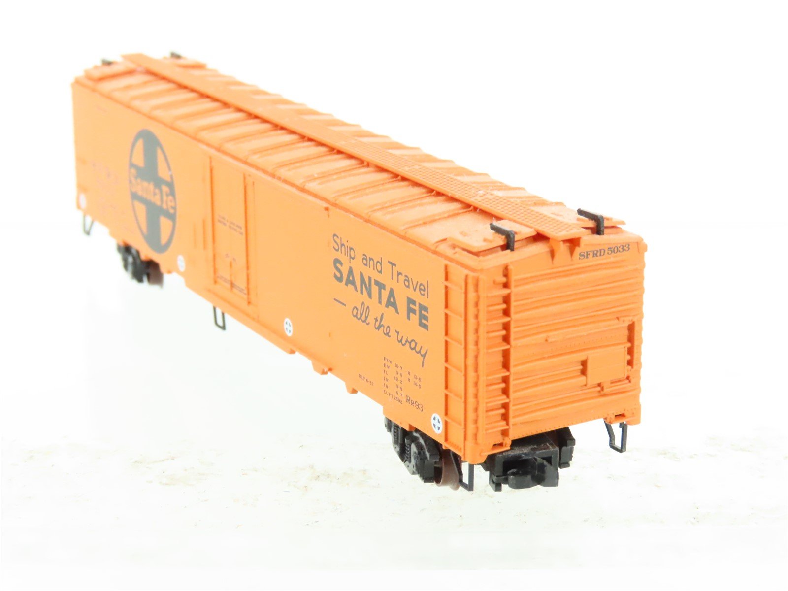 N Scale Micro-Trains MTL SFRD Santa Fe 51' Reefer Car #5033
