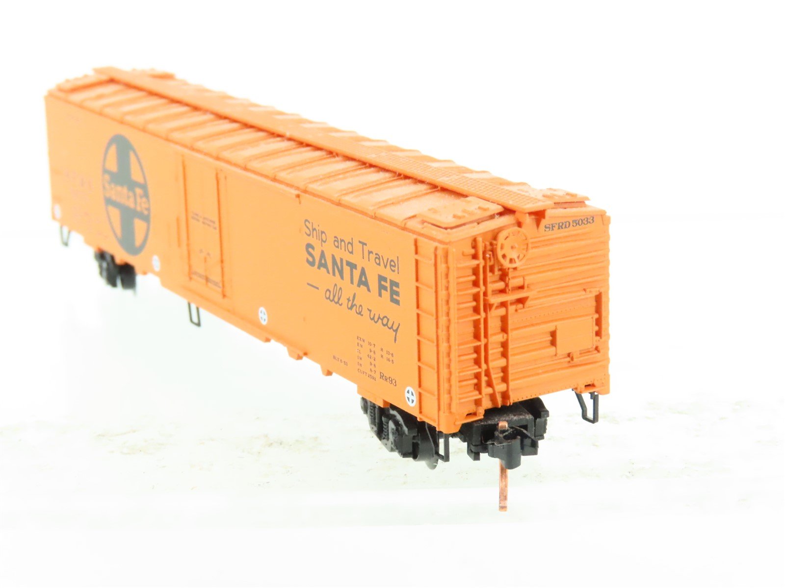 N Scale Micro-Trains MTL SFRD Santa Fe 51' Reefer Car #5033