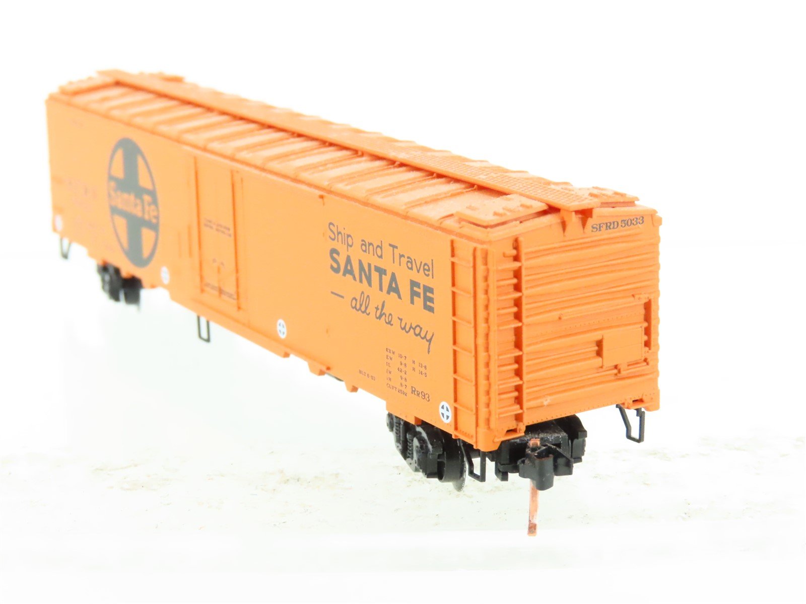 N Scale Micro-Trains MTL SFRD Santa Fe 51' Reefer Car #5033