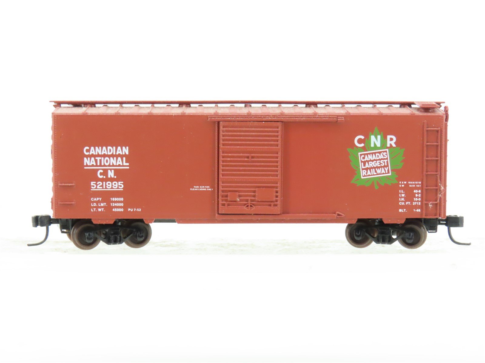N Scale Micro-Trains CN Canadian National 40' Boxcar #521995