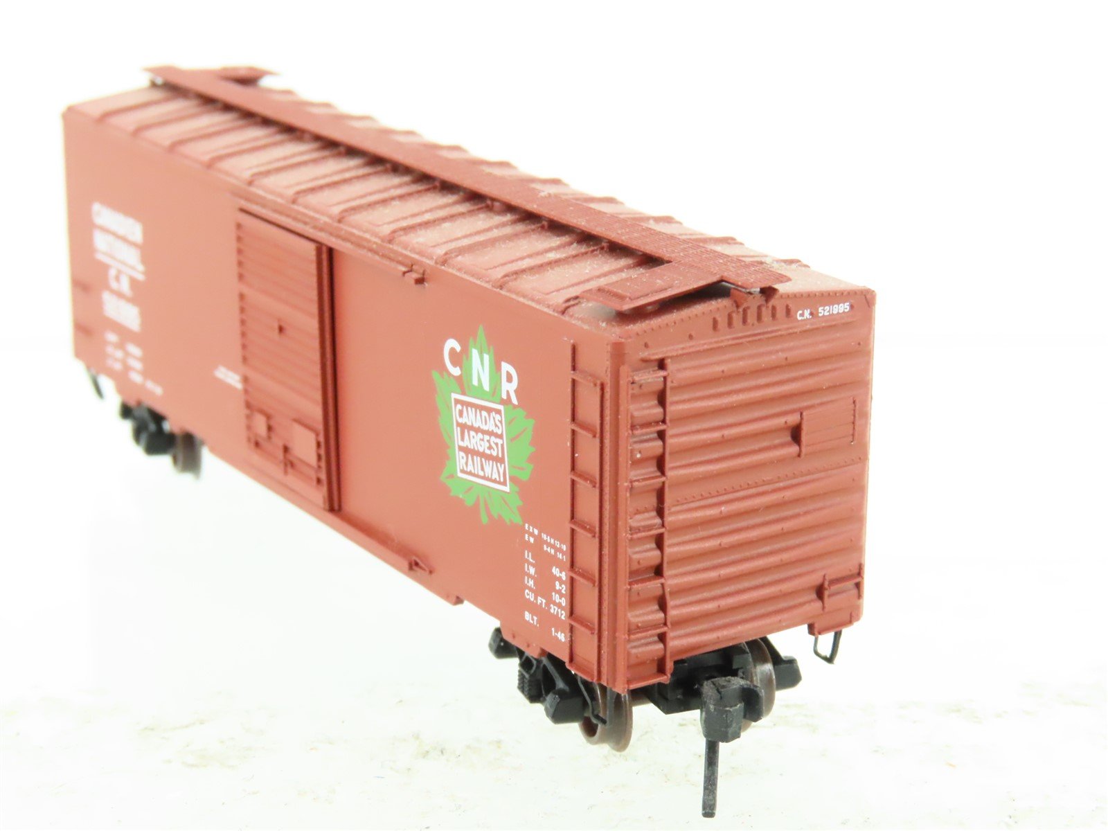 N Scale Micro-Trains CN Canadian National 40' Boxcar #521995