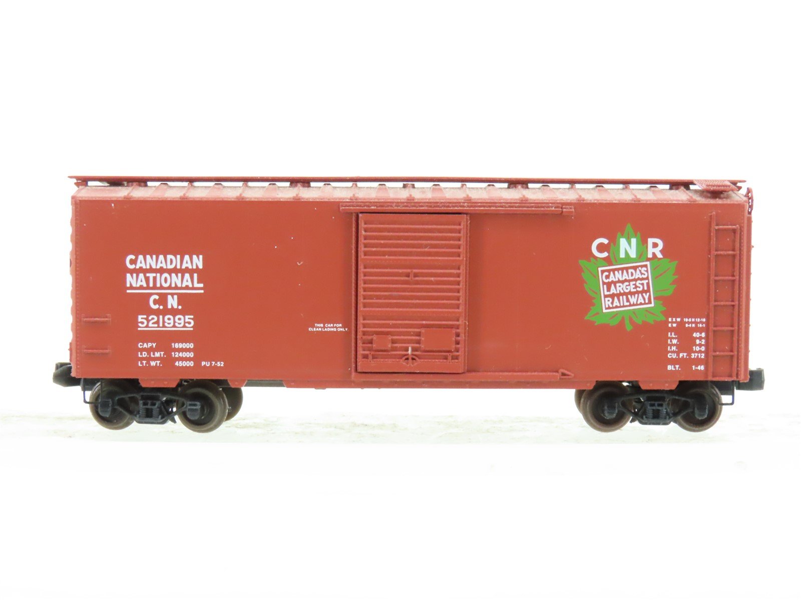 N Scale Micro-Trains CN Canadian National 40' Boxcar #521995
