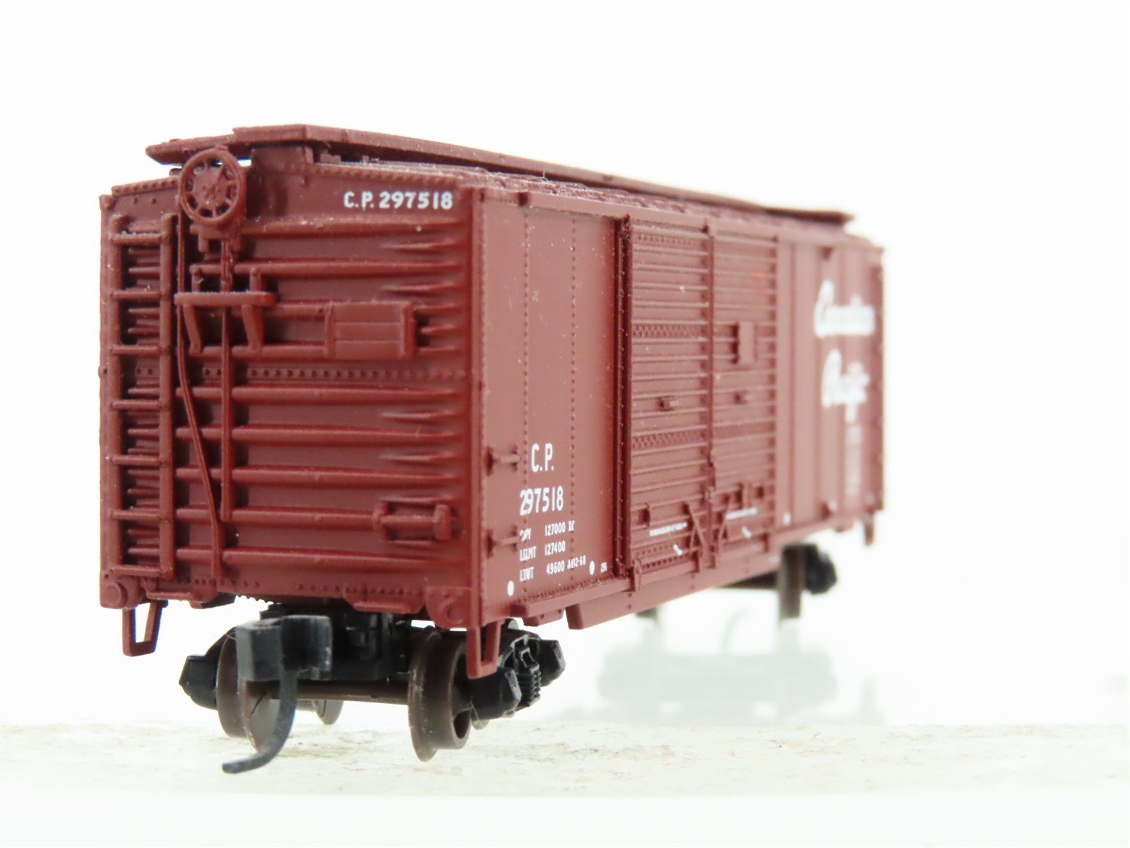 N Scale Atlas CP Canadian Pacific 40' Double Door Boxcar #297518