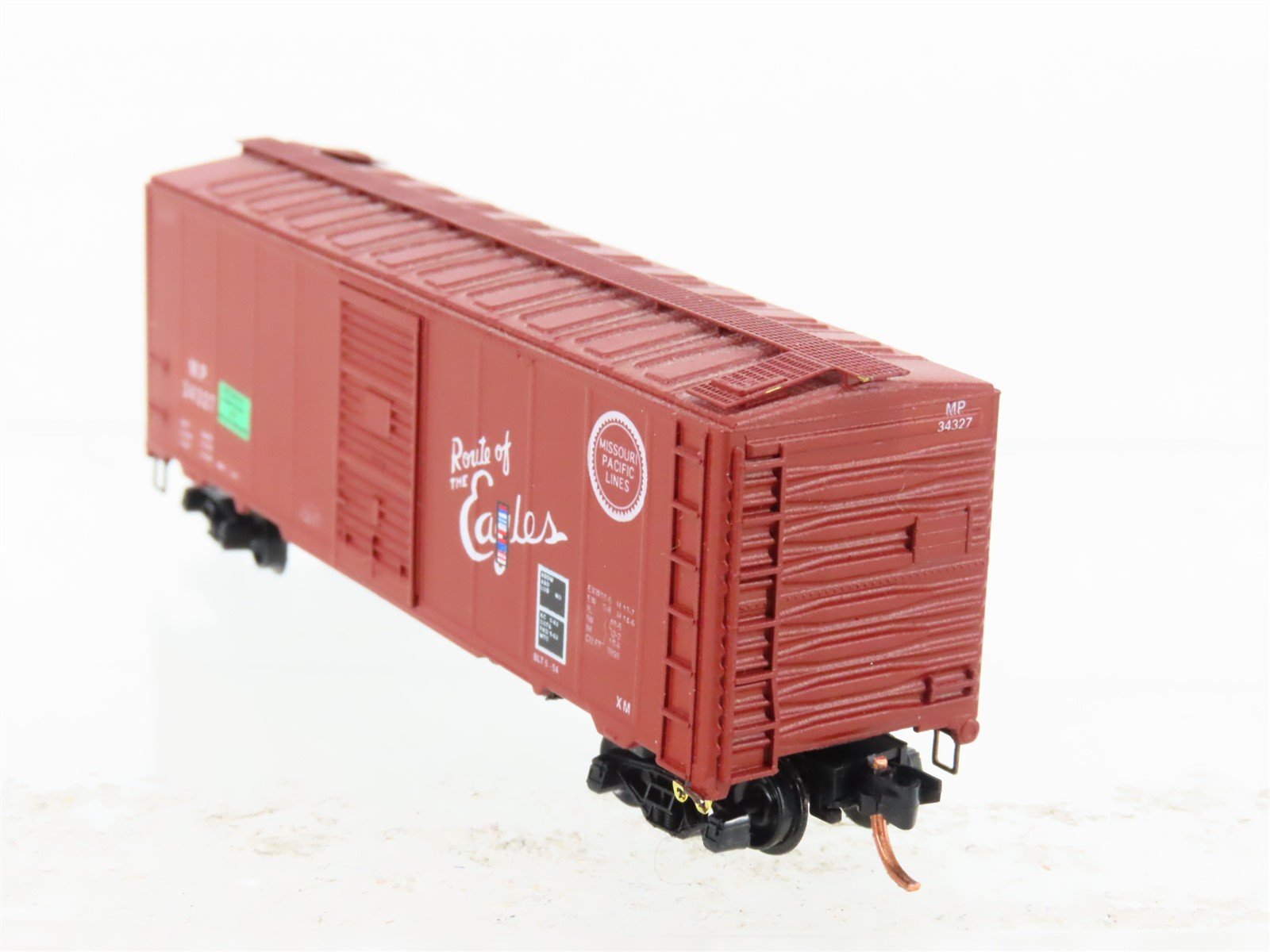 N Scale Deluxe Innovations MP Missouri Pacific 40' Boxcar #34327 w/Graffiti