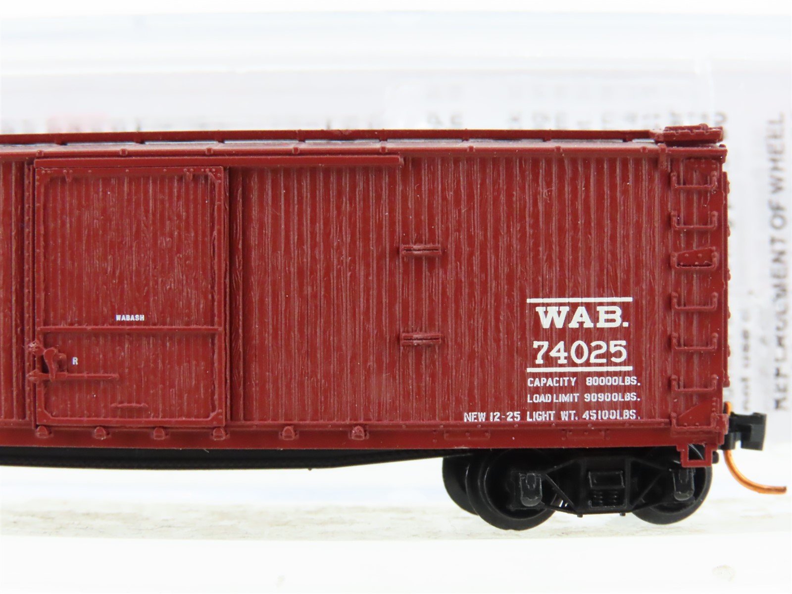N Scale Micro-Trains MTL 03954120 WAB Wabash 40' Wood Boxcar #74025