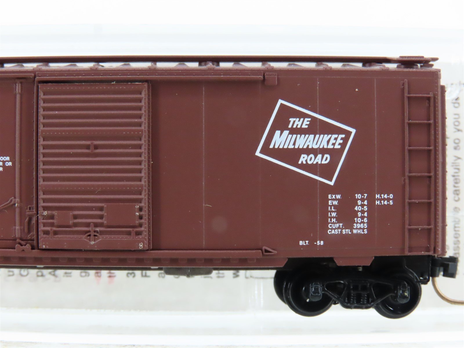N Scale Micro-Trains MTL 22180 MILW Milwaukee Road 40' Standard Boxcar #29960