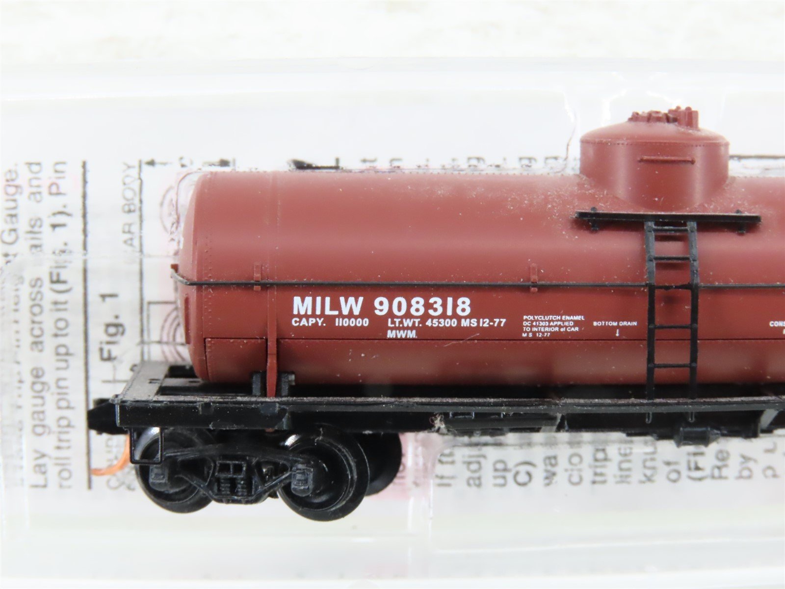 N Micro-Trains MTL 65280 MILW Milwaukee Road 39' Single Dome Tankcar #908318