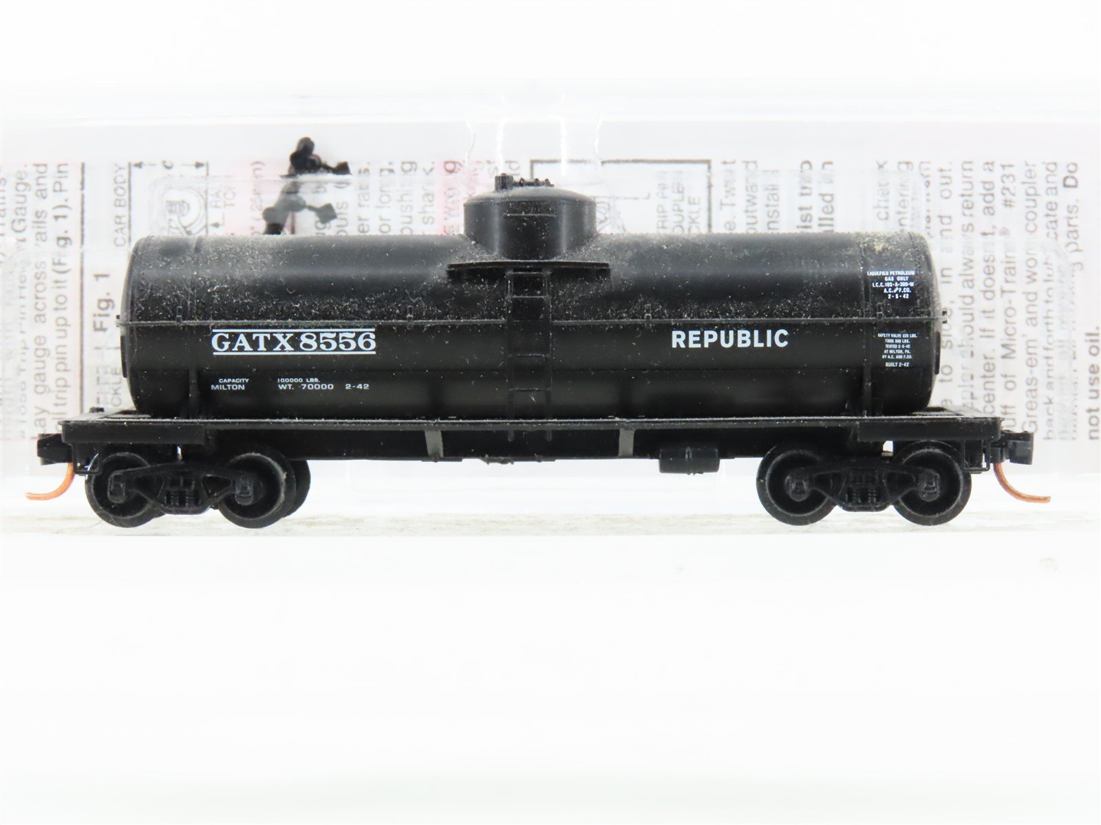 N Scale Micro-Trains MTL 06500600 GATX Leasing 39' Single Dome Tankcar #8556
