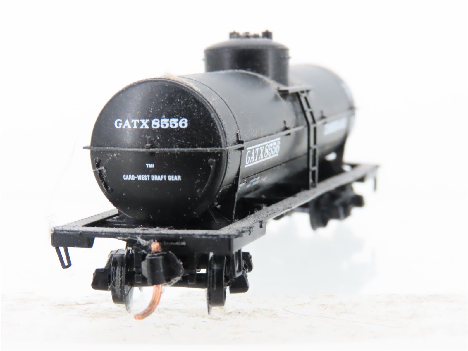 N Scale Micro-Trains MTL 06500600 GATX Leasing 39' Single Dome Tankcar #8556