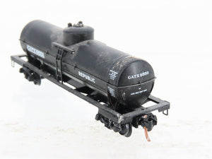 N Scale Micro-Trains MTL 06500600 GATX Leasing 39' Single Dome Tankcar #8556