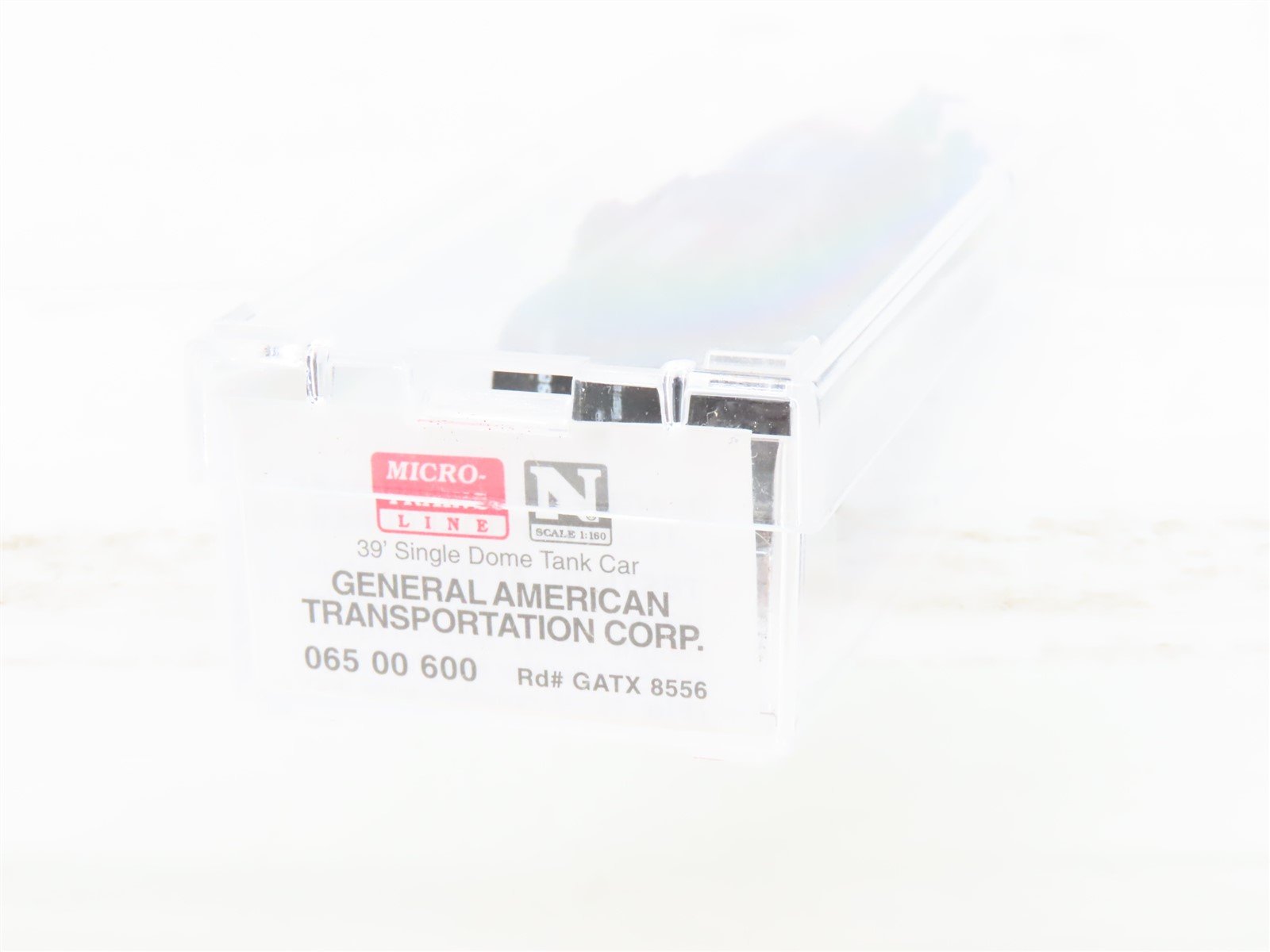 N Scale Micro-Trains MTL 06500600 GATX Leasing 39' Single Dome Tankcar #8556
