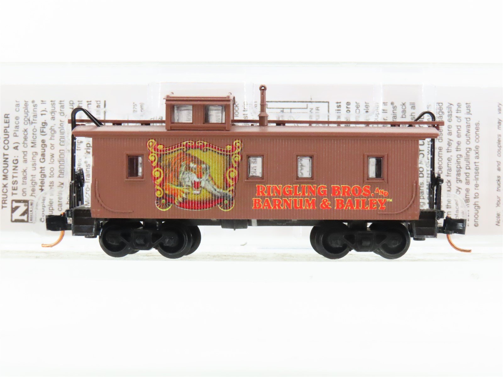 N Scale Micro-Trains MTL 05100190 Ringling Bros 34' Wood Cupola Caboose