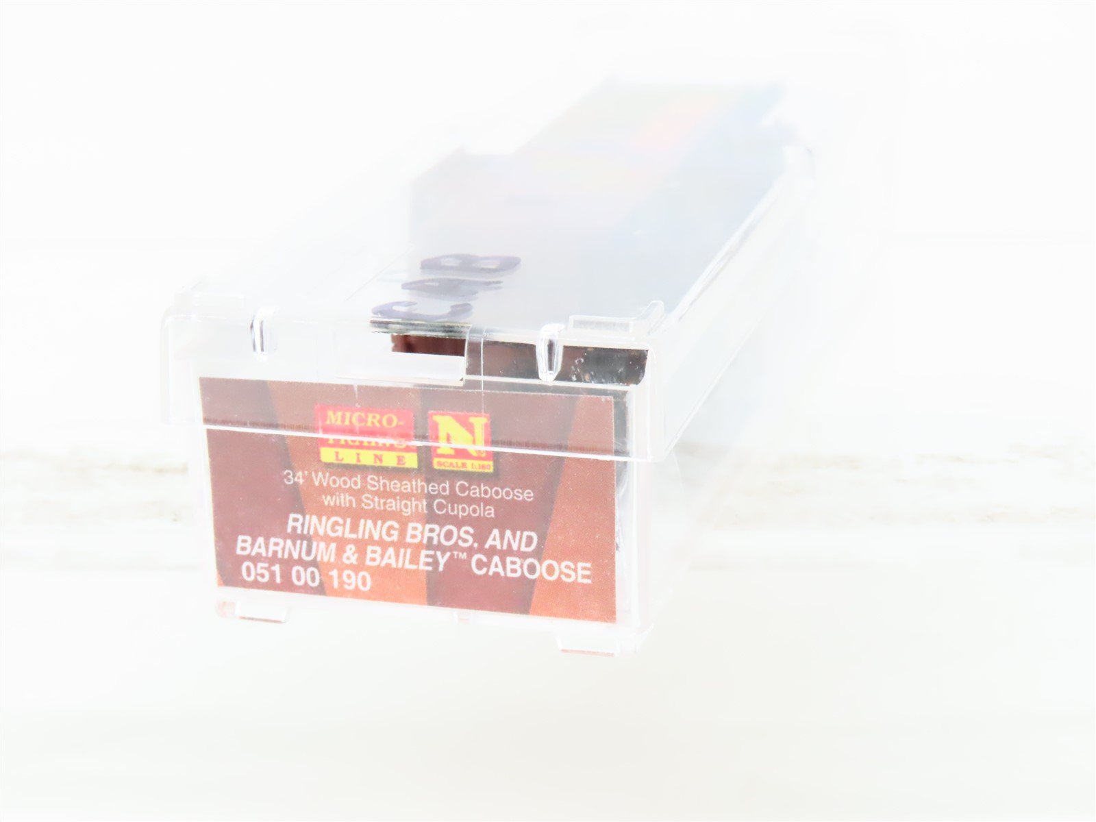 N Scale Micro-Trains MTL 05100190 Ringling Bros 34' Wood Cupola Caboose