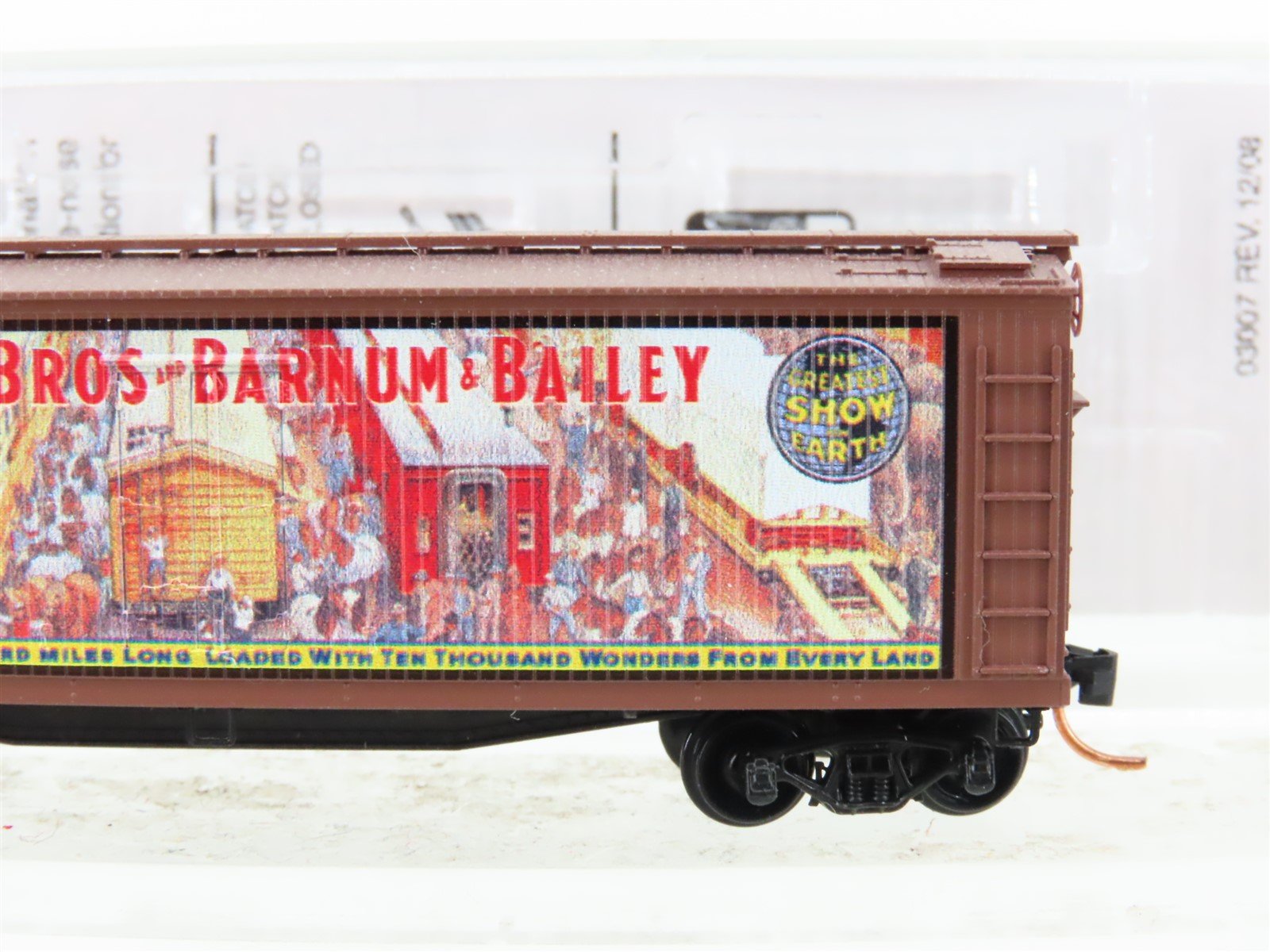 N Scale Micro-Trains MTL 04700409 Ringling Bros 40' Wood Reefer Billboard #9