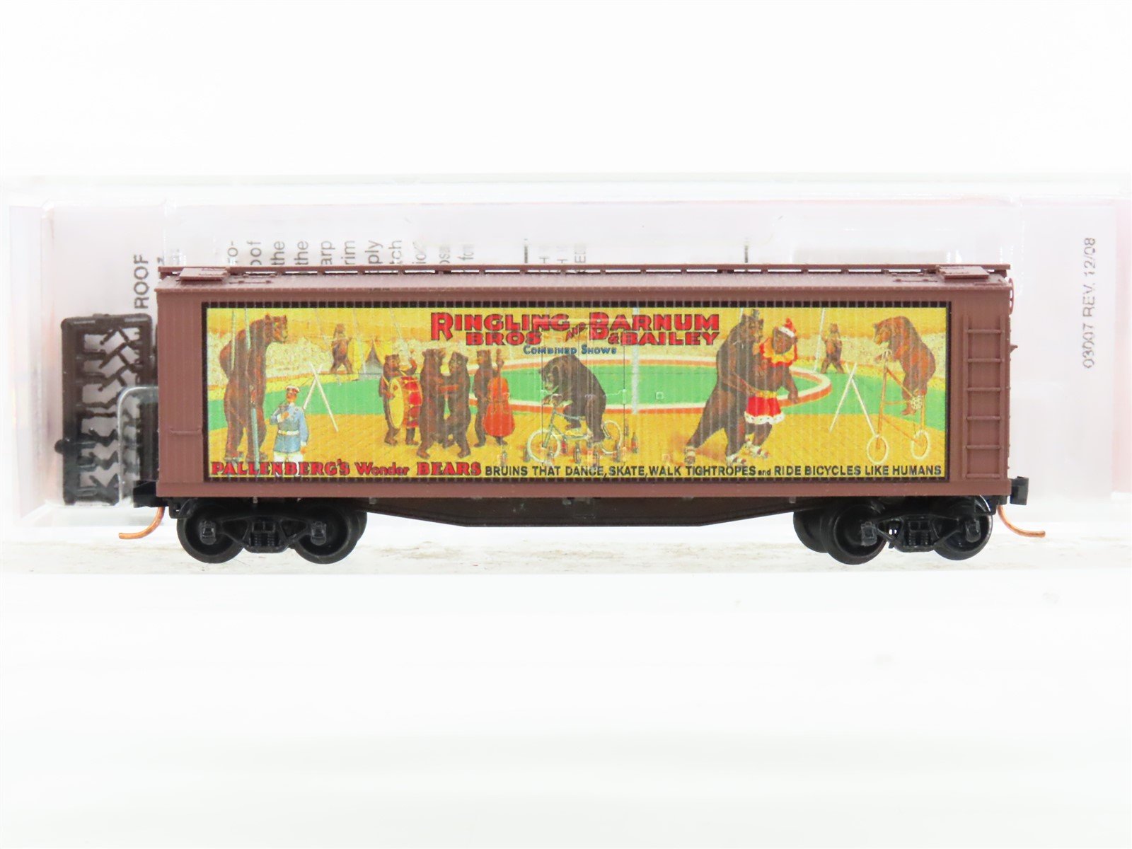 N Scale Micro-Trains MTL 04700405 Ringling Bros 40' Wood Reefer Billboard #5