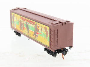 N Scale Micro-Trains MTL 04700405 Ringling Bros 40' Wood Reefer Billboard #5